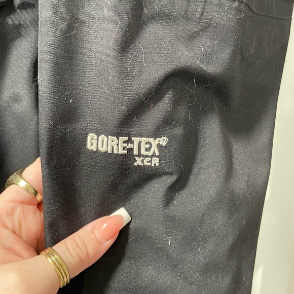 Men’s The North Face Summit Series jacket - Picture 6 of 6